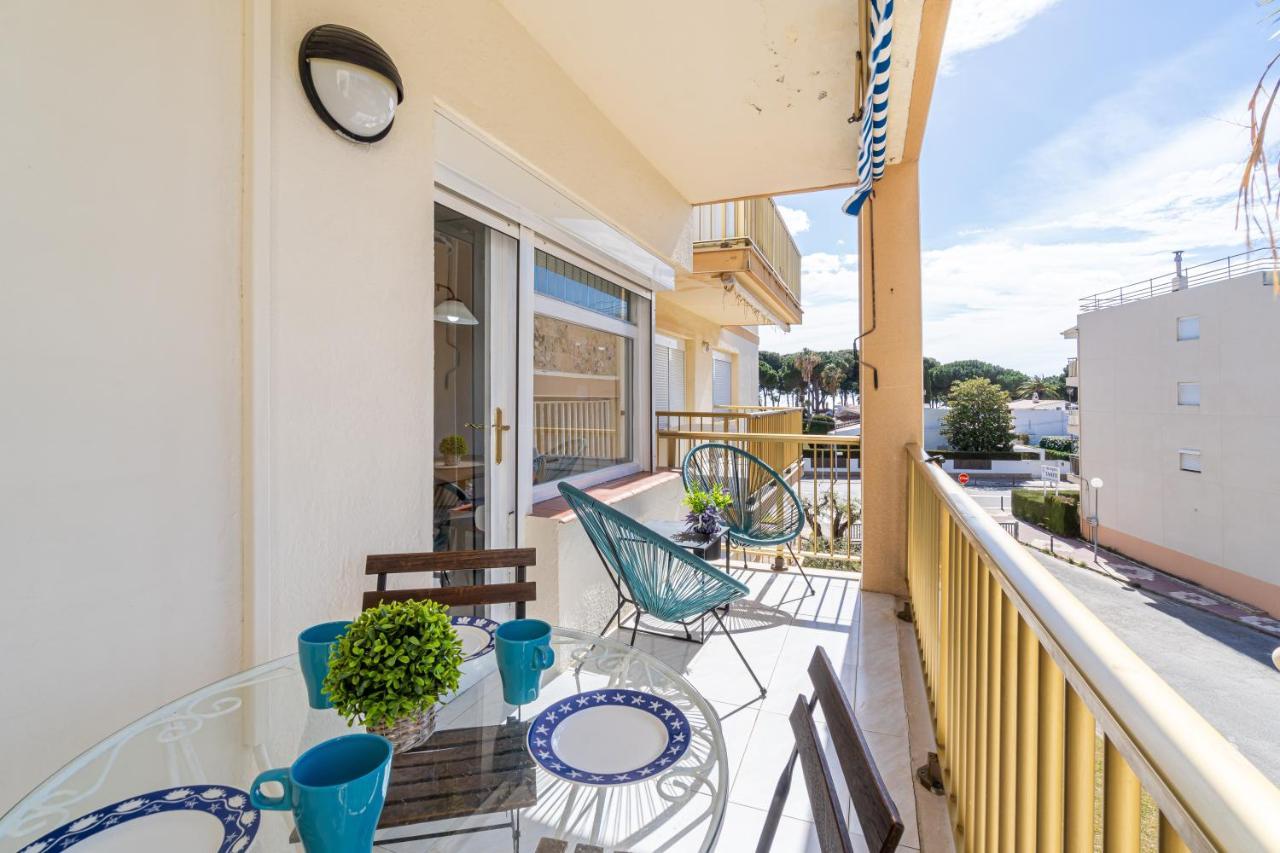 Coastal Paradise & Cozy Home With A 100M From The Beach! Cambrils Luaran gambar